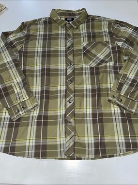 Alaskan Hardgear like new plaid flannel size 3XL
